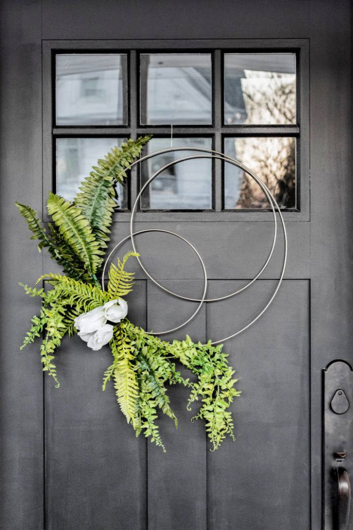 How to Make a Spring Hoop Wreath