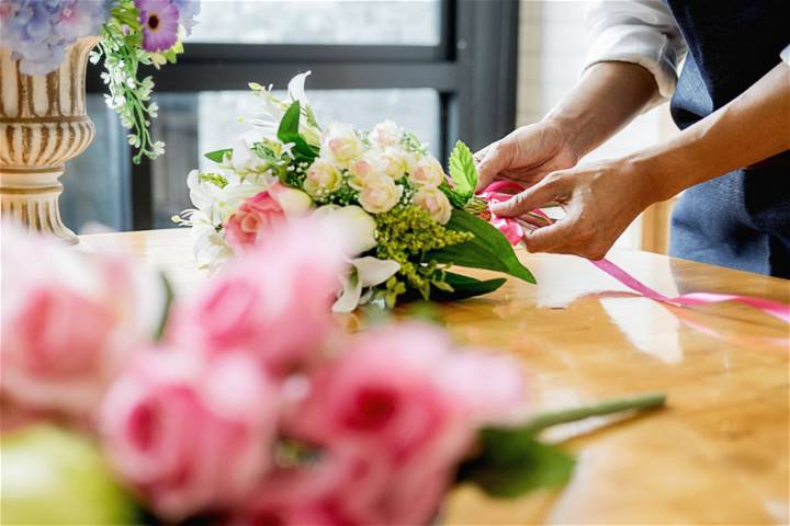 DIY Wedding Decoration Ideas That May Help You Save Some Money