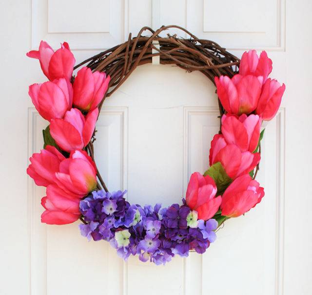 Flower Wreath – Tulips and Hydrangeas