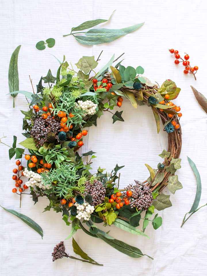  Easy DIY Foraged Fall Wreath