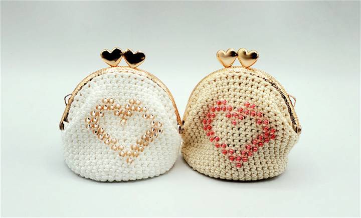 Free Crochet Heart Coin Purse Pattern