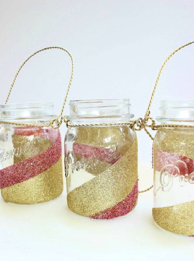 How To Glitter Mason Jars Centerpieces