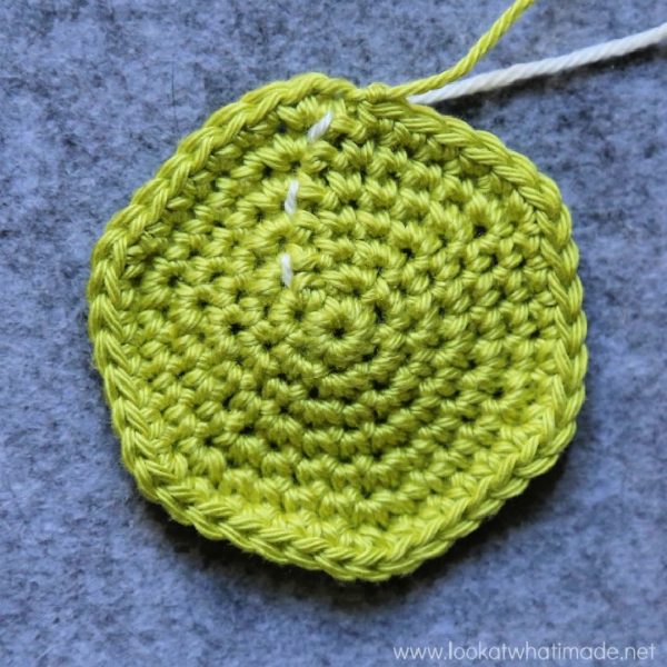 Crochet In The Round with 15 Free Crochet Patterns