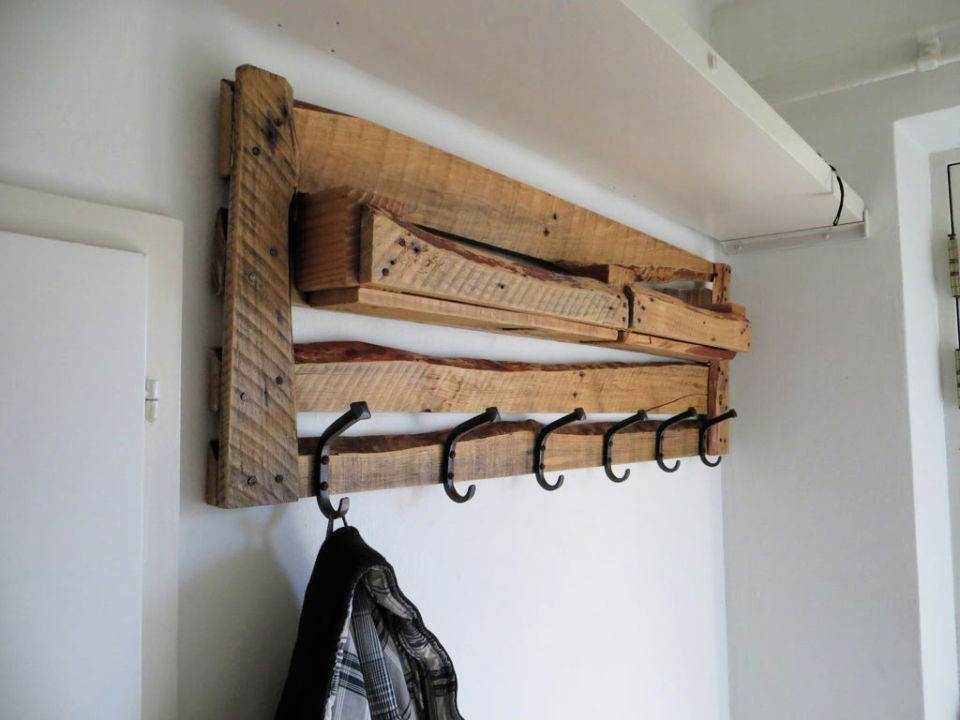 Modern Rustic DIY Vintage Hook Coat Rack - H2OBungalow