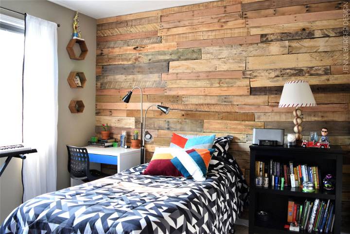 Making Your Own Pallet Wall