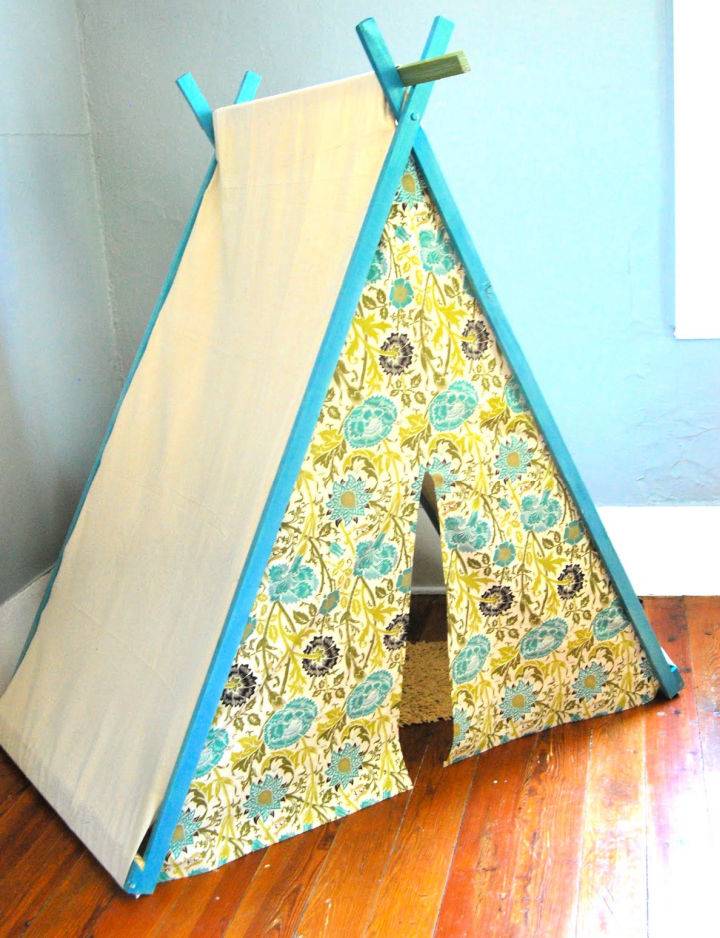 Make a Bedroom Curtain Play Tent 