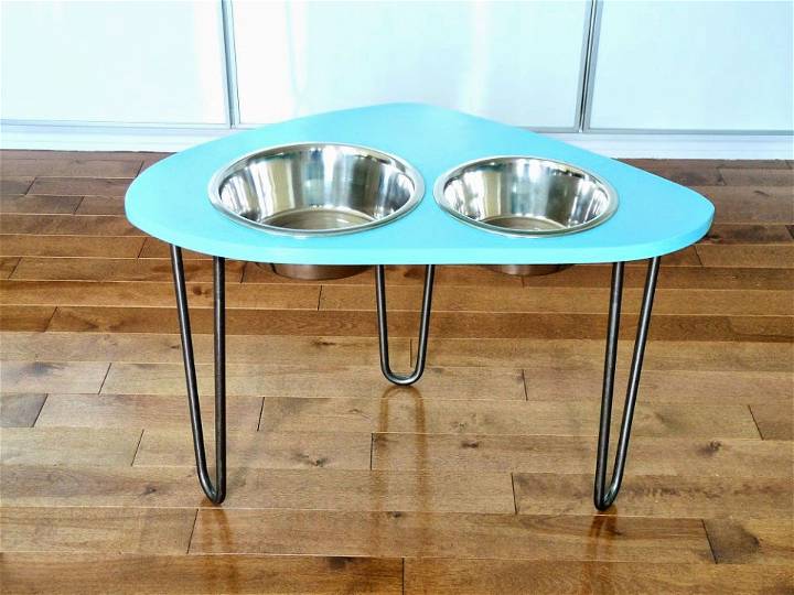 Raised Dog Bowl Stand With Mid Century Mod Style