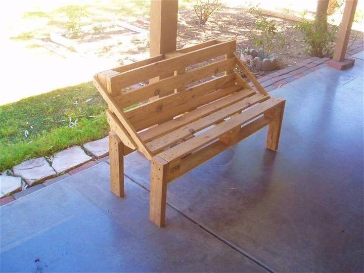 Simple to Build Pallet Bench