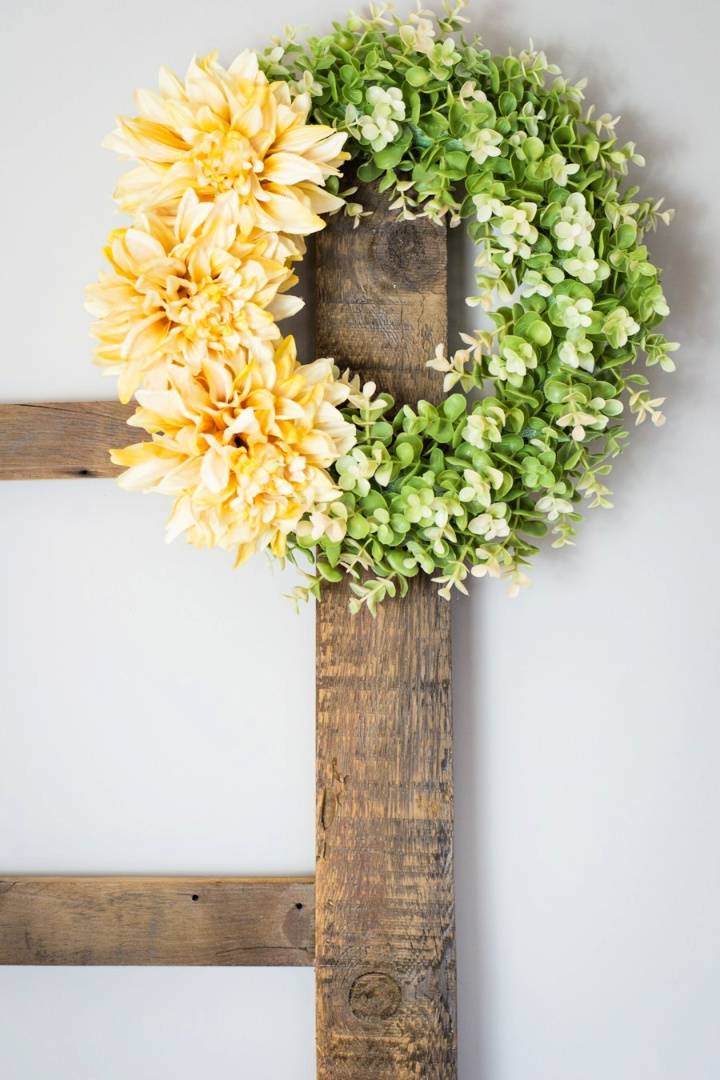 Simple DIY Spring Flower Wreath