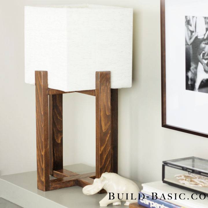 Stylish DIY Wooden Table Lamp