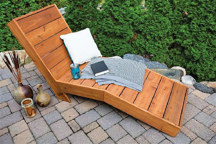 Make Your Own Outdoor Chaise Lounge
