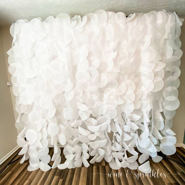 DIY Tissue Paper Circle Photo Booth
