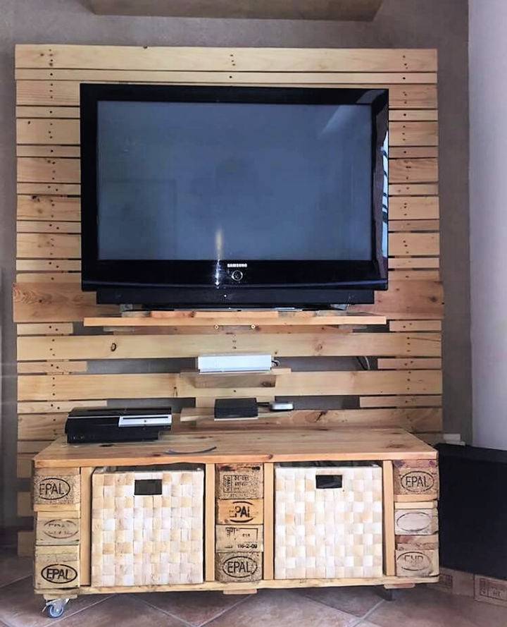 How to Make a Pallet Entertainment Center