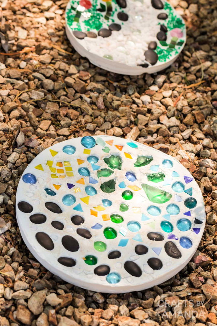 Making Garden Stepping Stones