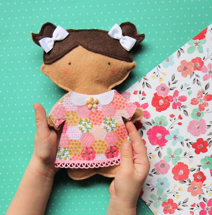 Free Felt Paper Doll Sewing Pattern