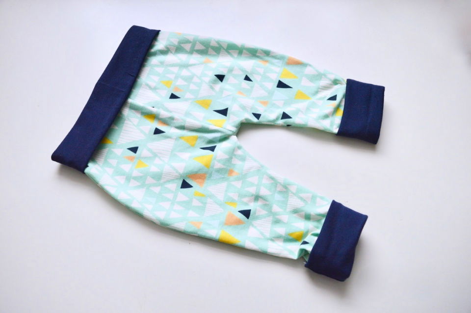 How to sew baby harem pants | Gathered