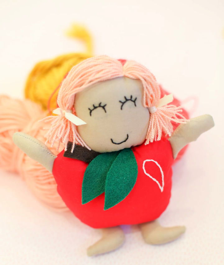 How to Sew an Apple Doll - Free Pattern