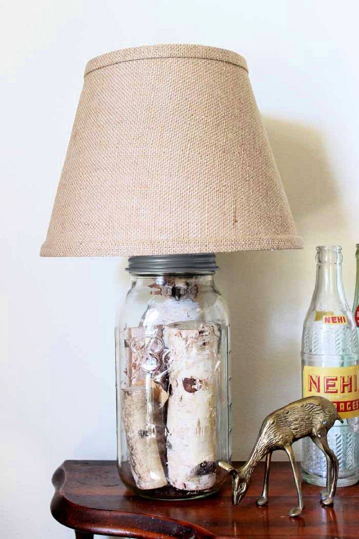 Simple DIY Mason Jar Table Lamp