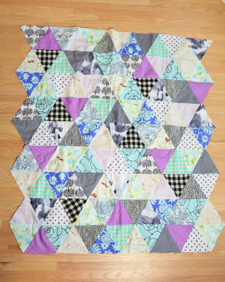 Triangle Modern Baby Quilt Pattern