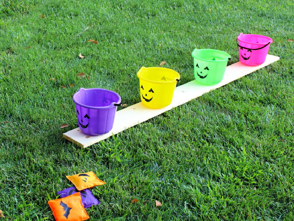 Halloween Bean Bag Bucket Toss