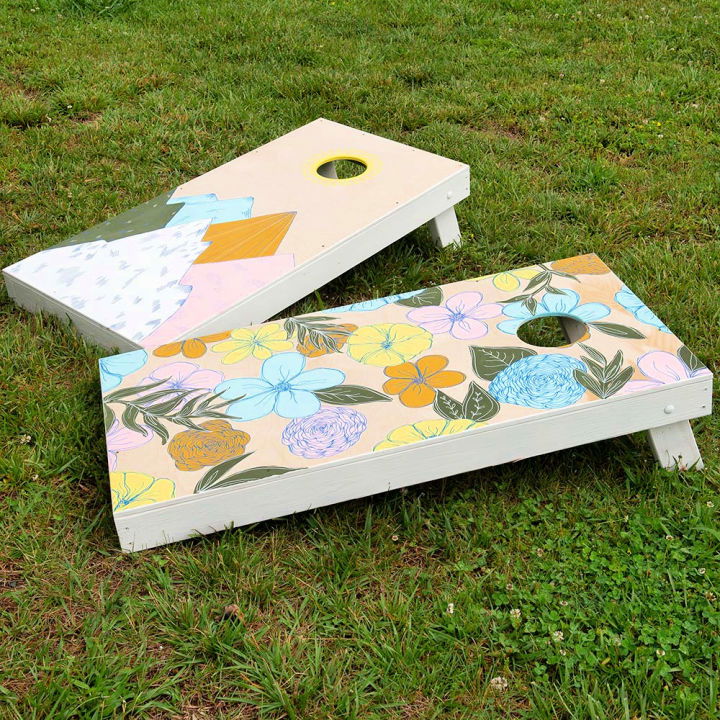 How to Paint Cornhole Boards: DIY Tips - HobbyLark