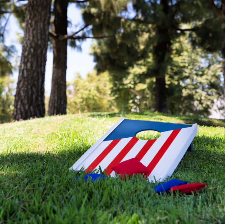 Portable DIY Cornhole Board