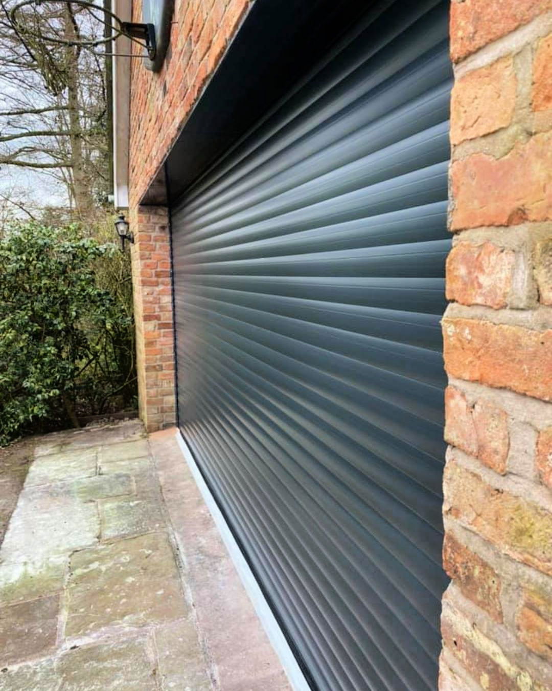 Reasons Why You Need to Hire a Professional Garage Door Repair Company