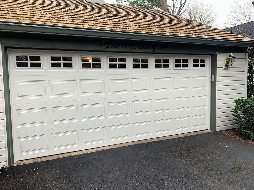 Why You Need to Hire a Professional Garage Door Repair Company