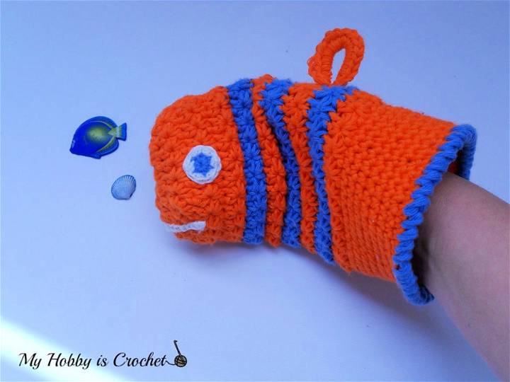 Crochet Star Stitch Fish Bath Mitt Pattern