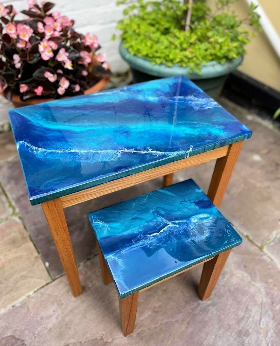 how to make an epoxy ocean table