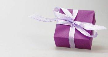 5 Tips to Choose the Perfect Gift For Your Friends