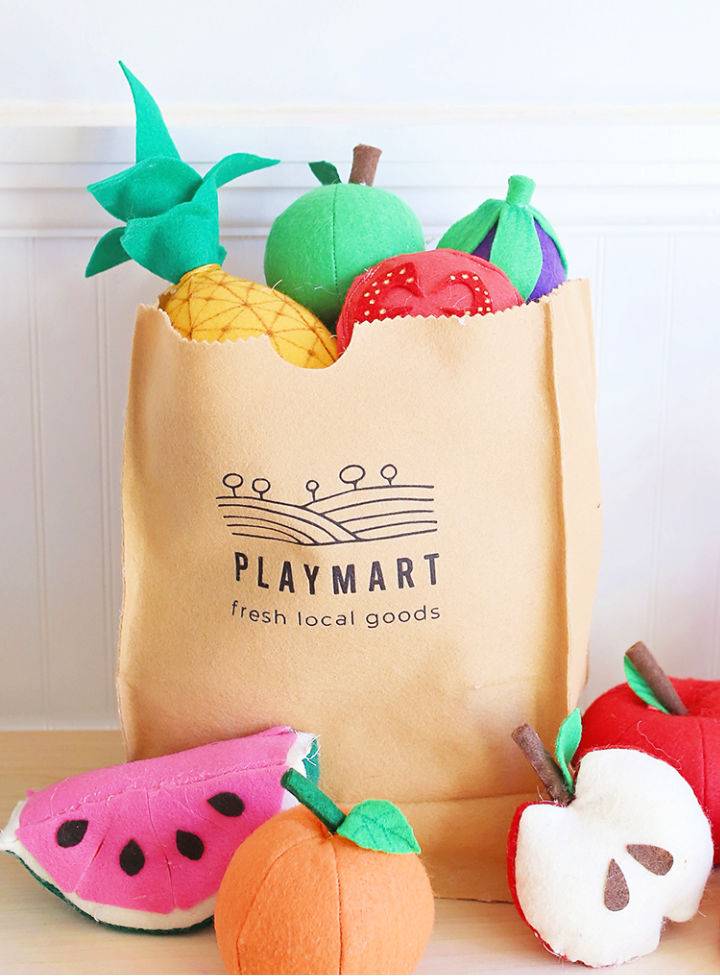 No Sew DIY Toy Grocery Bag from Felt