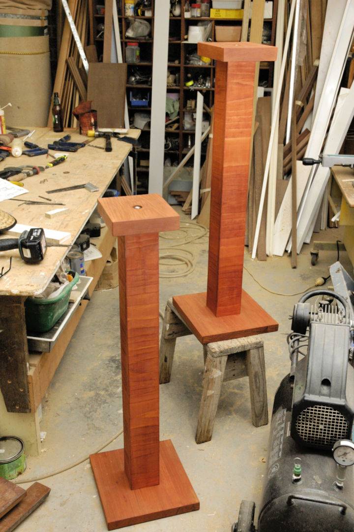 Beautiful DIY Wooden Speaker Stand