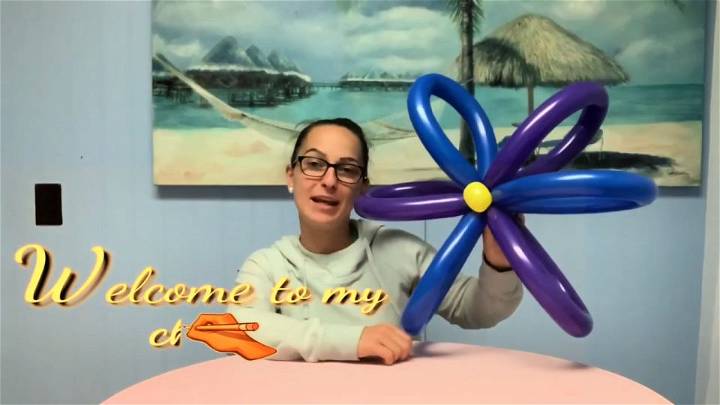 Cheap and Easy DIY Balloon Flower