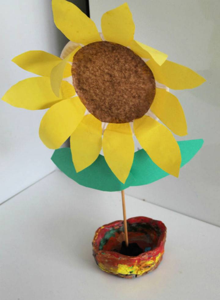 DIY Paper Plate Sunflower