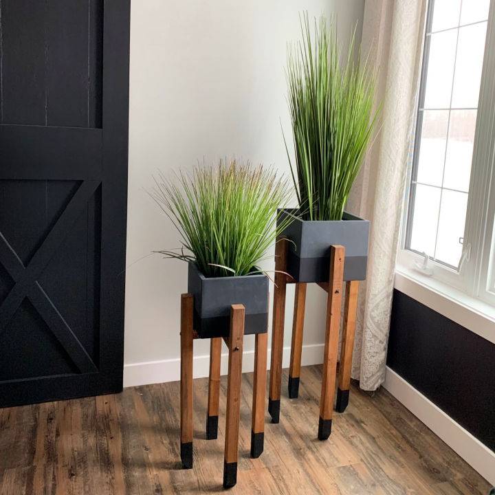 DIY Plant Stand Step by Step Instructions