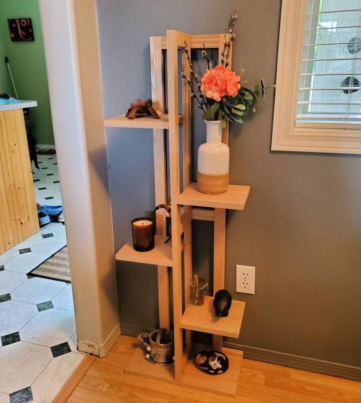 Simple DIY Wooden Plant Stand