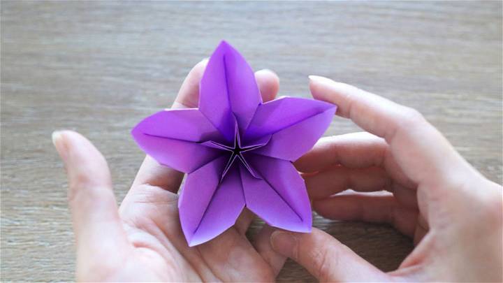 How to Fold Origami Flower