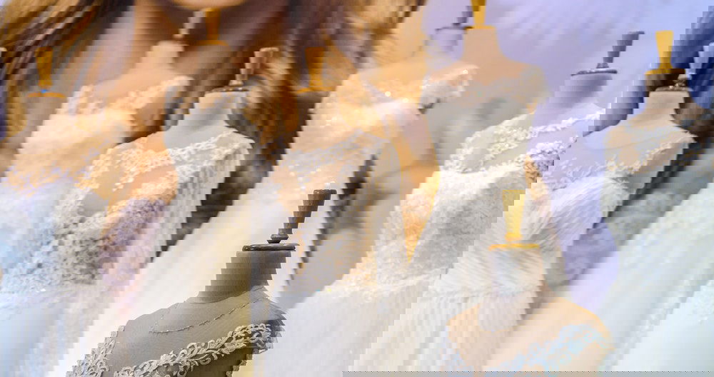 How to Choose Your Dream Wedding Dress Easily