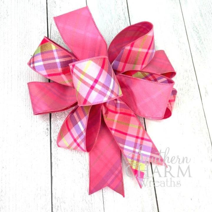 DIY Bow Using Double Sided Ribbon