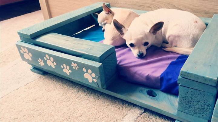 DIY Pet Bed From Pallet