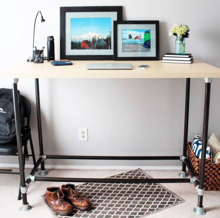 DIY Industrial-style Standing Desk