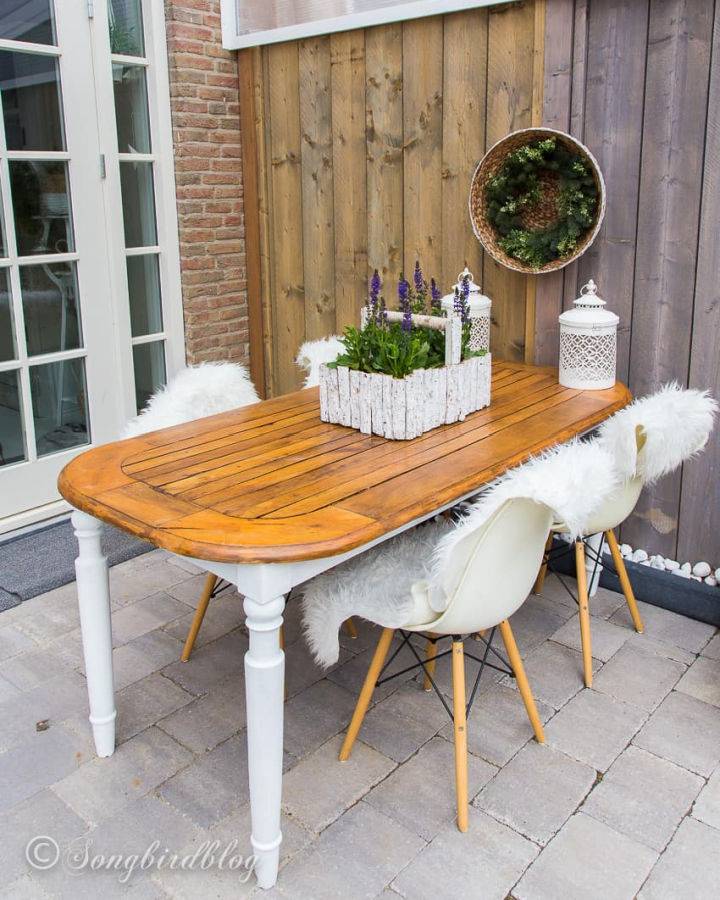 Turn an Old Wood Dining Table Into an Outdoor Table