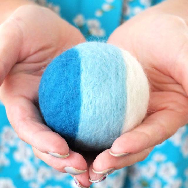 Awesome DIY Needle Felted Rattle Ball
