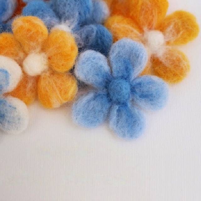 How to Make Needle Felted Flowers