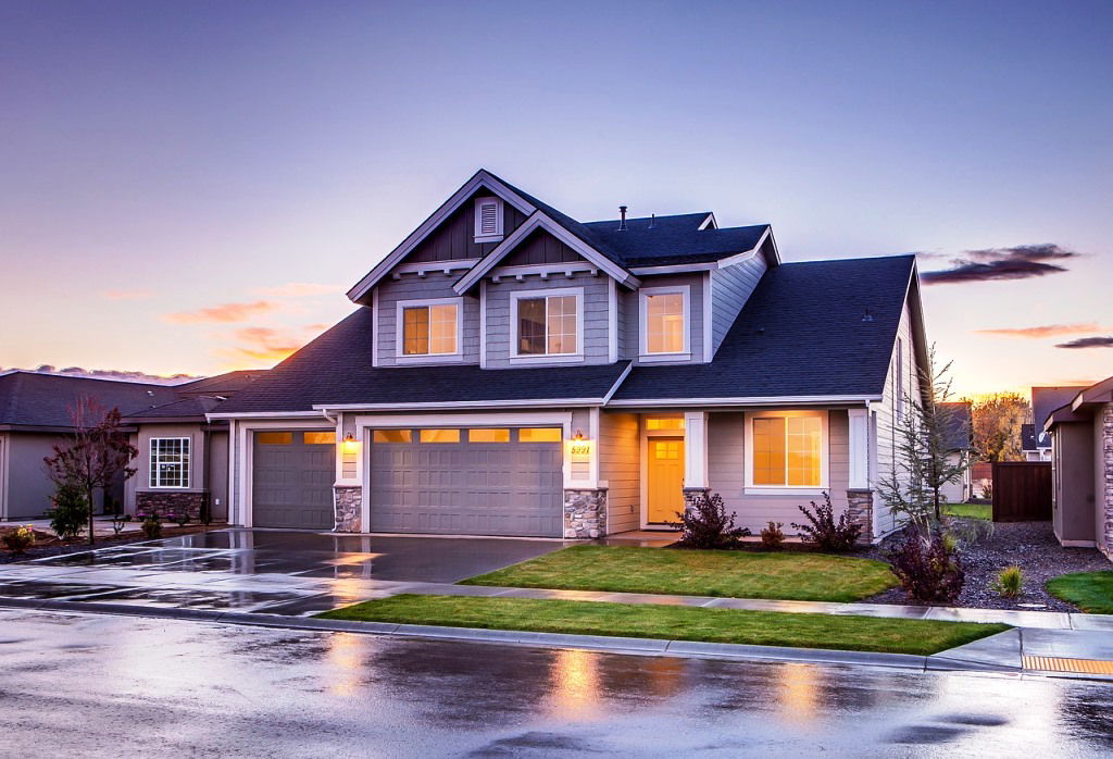 How to Make the Front Porch the Centerpiece of Your Home