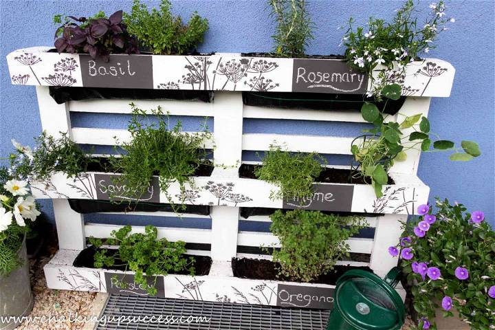 Making Your Own Pallet Planter