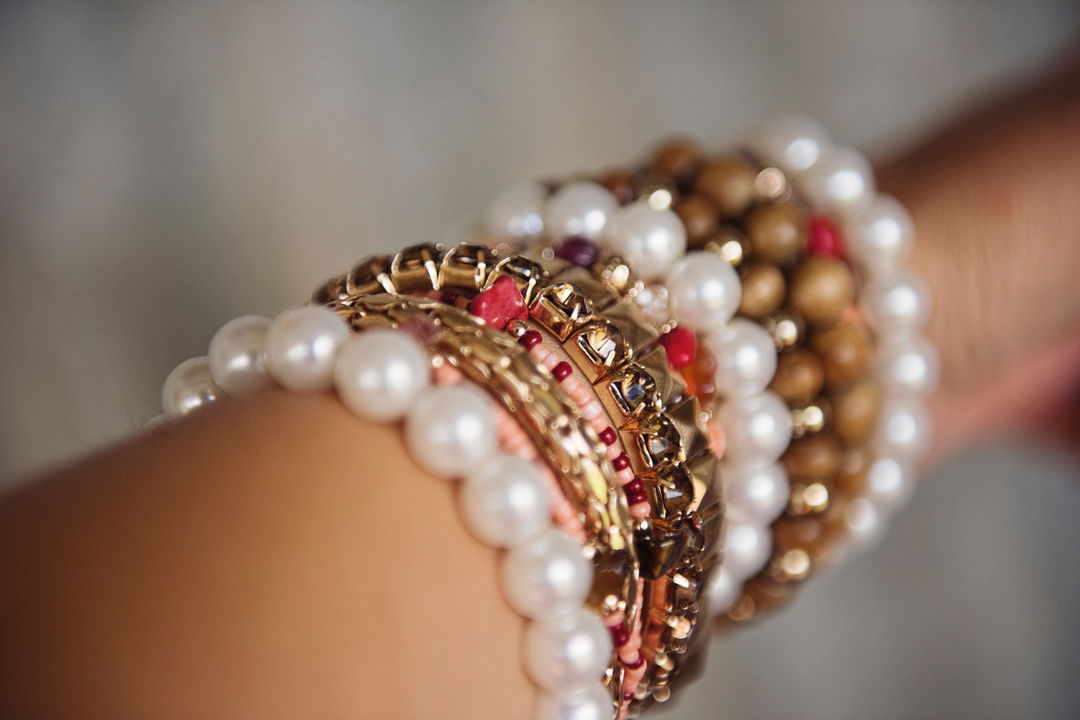 Glam Up Your Wardrobe with 5 Pearl Craft Ideas