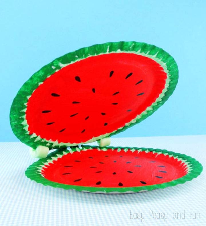 Amazing DIY Paper Plate Watermelon