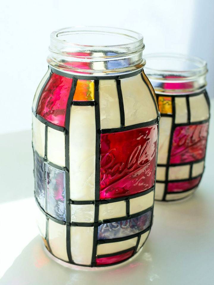 Beginner Friendly DIY Mason Jar Mondrian